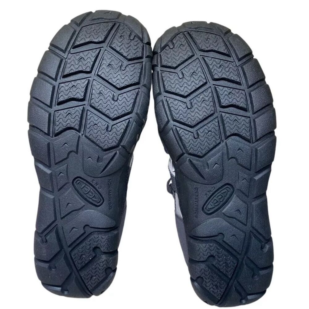 KEEN Seacamp II CNX Water Sandals Big Kids Size 5